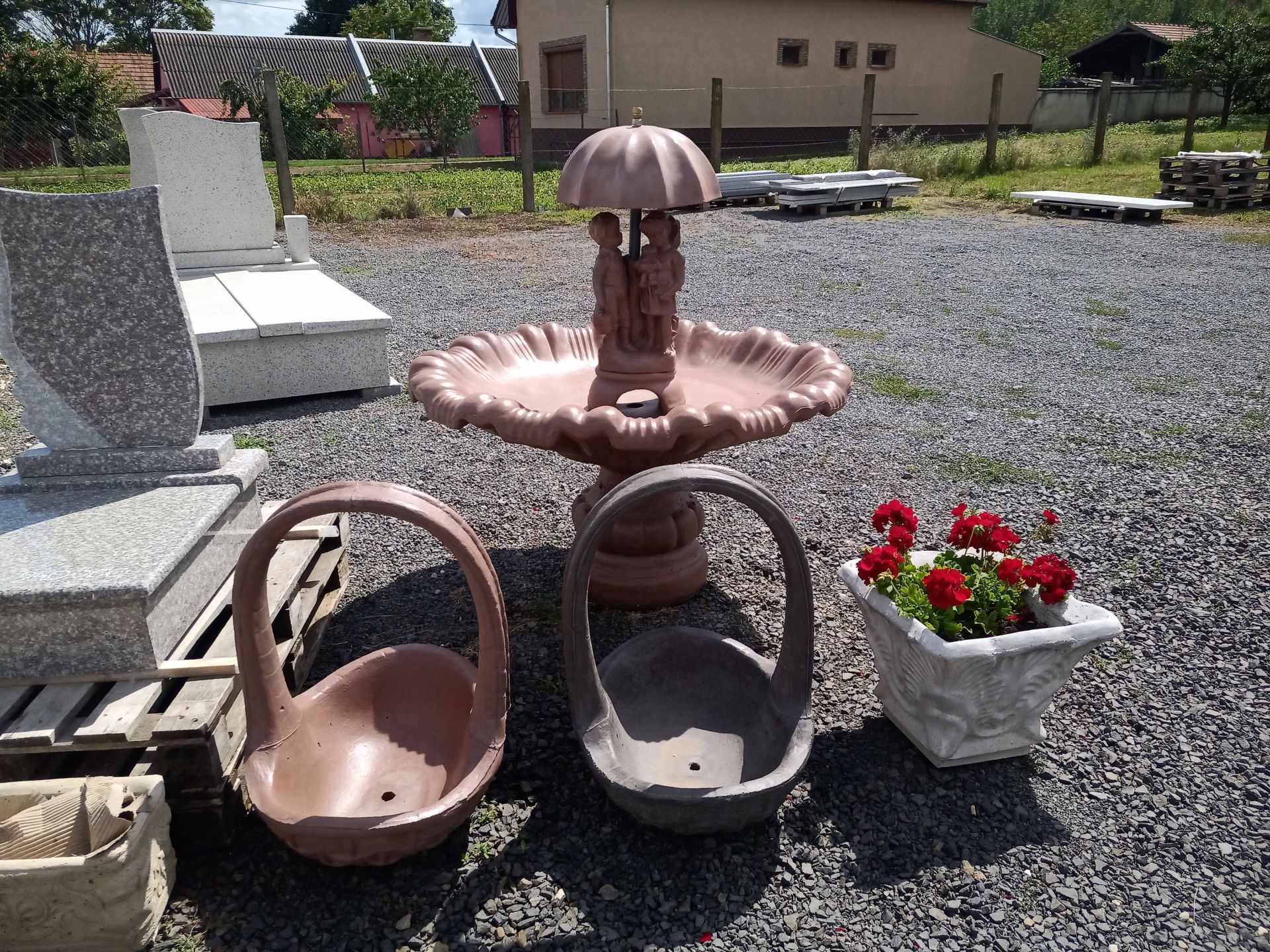 Images VARGA ZOLTÁN KŐFARAGÓ-MŰKŐKÉSZÍTŐ