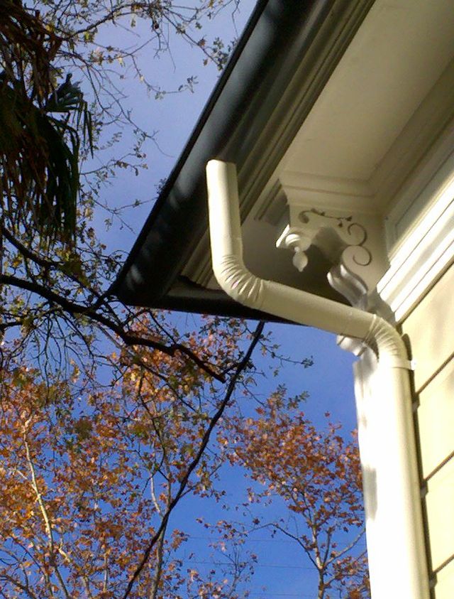 Superior Seamless Gutter Image
