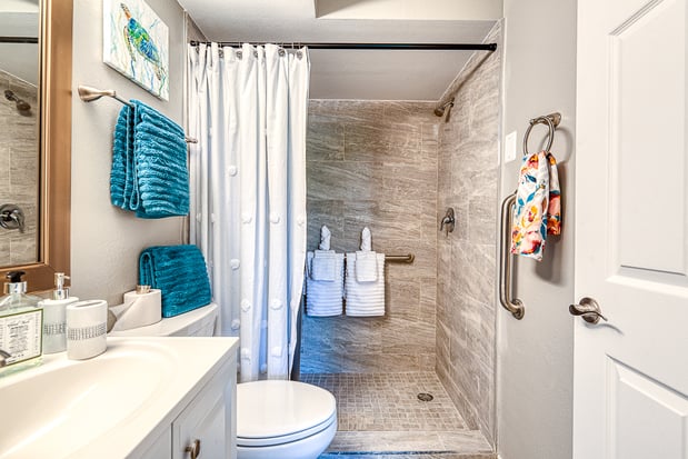 Images Aventine at Lantana Senior Apartments