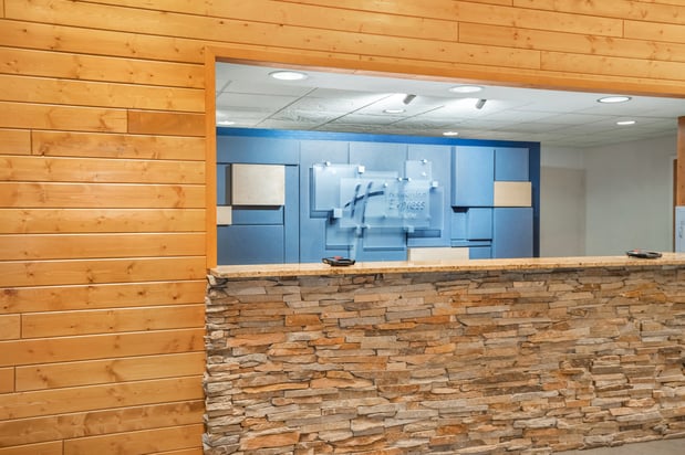 Images Holiday Inn Express & Suites Hayward by IHG