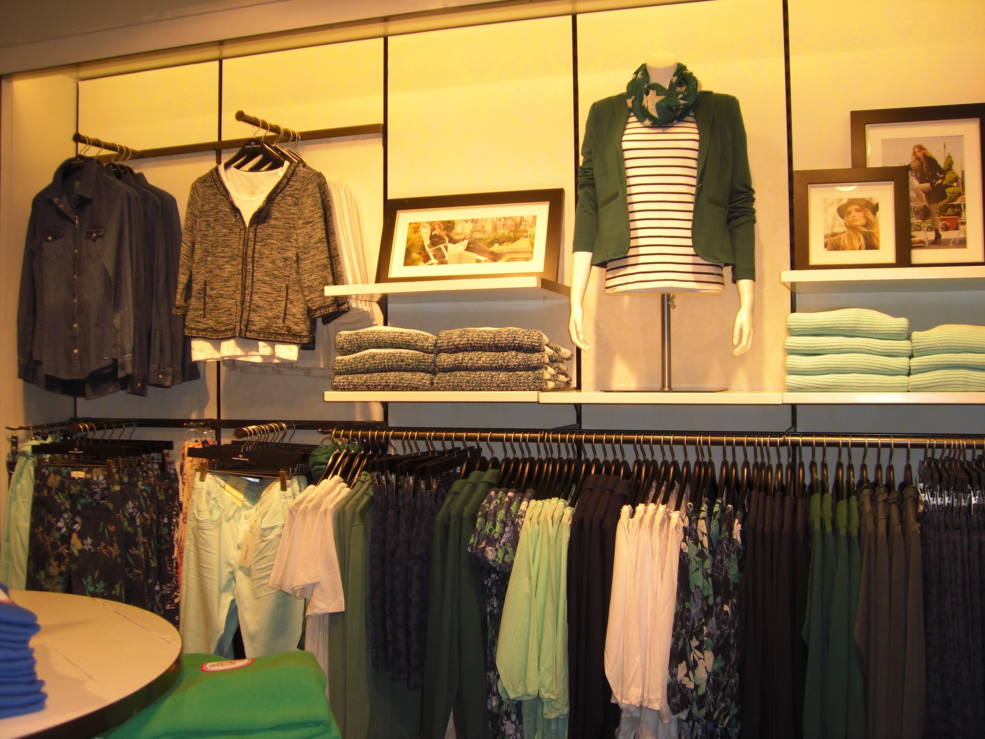 TOM TAILOR Store, Lausitzer Platz 4 in Hoyerswerda