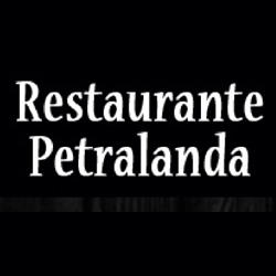 Restaurante Petralanda Logo