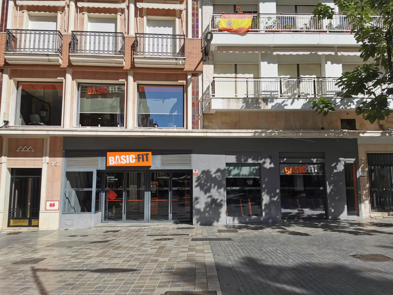Images Basic-Fit Huelva Plaza de las Monjas