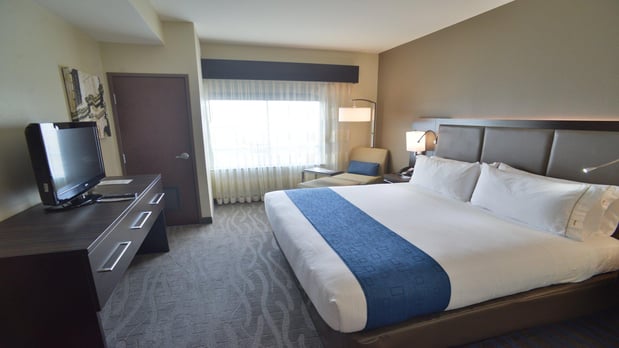 Images Holiday Inn & Suites San Antonio Northwest by IHG