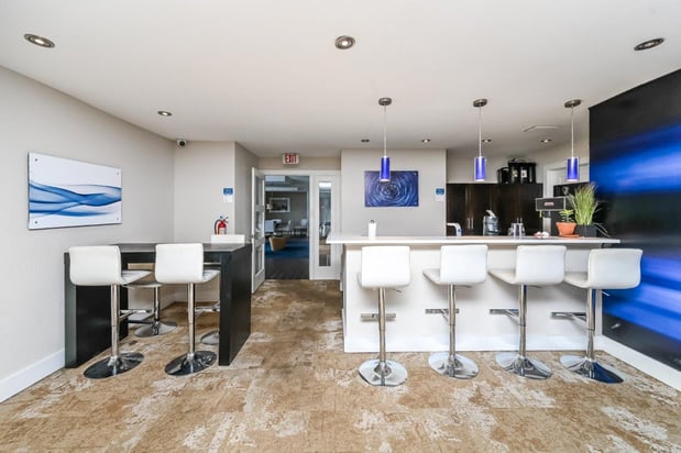 Images Park at Lake Magdalene Apartments & Townhomes