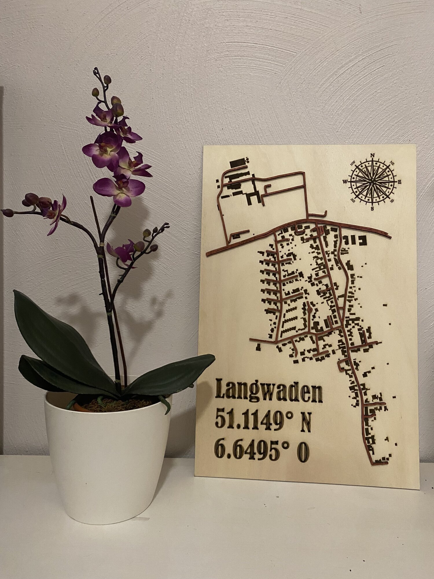 Der Holzvogel, Dorfstraße 90 in Grevenbroich