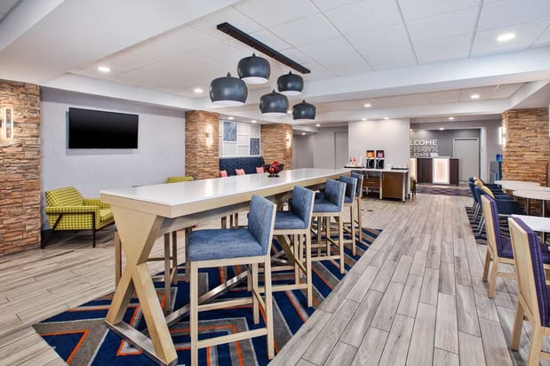 Images Hampton Inn Clinton