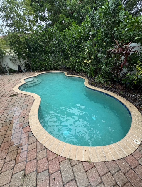 Images Pools R Us Florida LLC