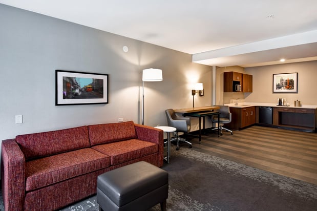 Images Holiday Inn Lancaster by IHG