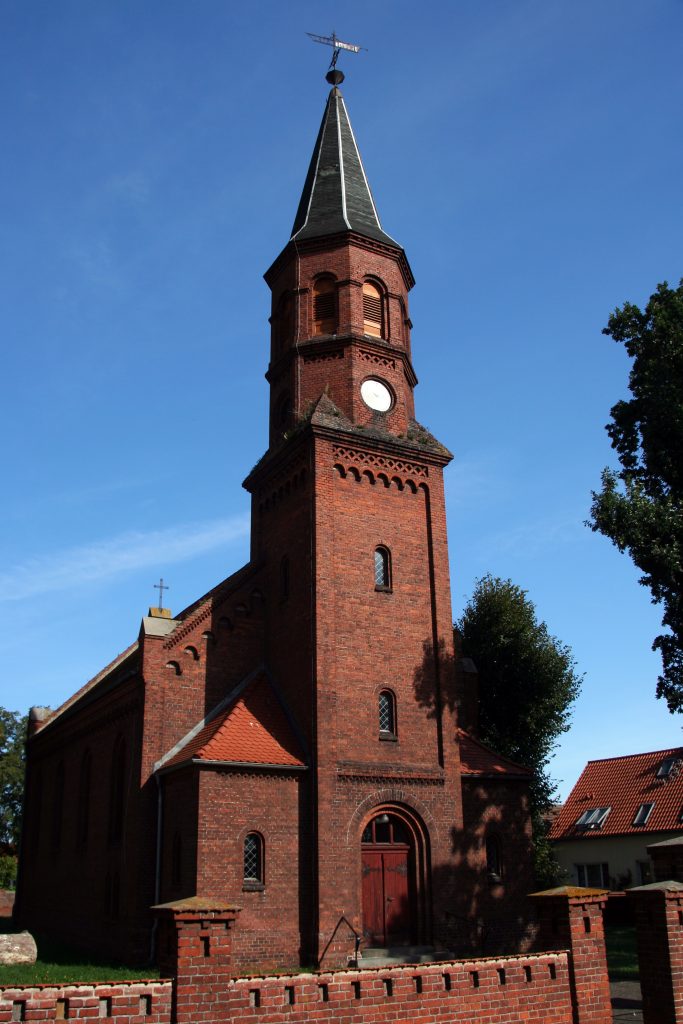 Kirche Damelang - Ev. Kirchengemeinde Golzow-Planebruch, Dorfstraße (L85) in Planebruch