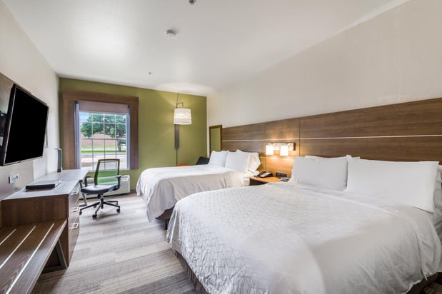 Images Holiday Inn Express & Suites Columbus by IHG