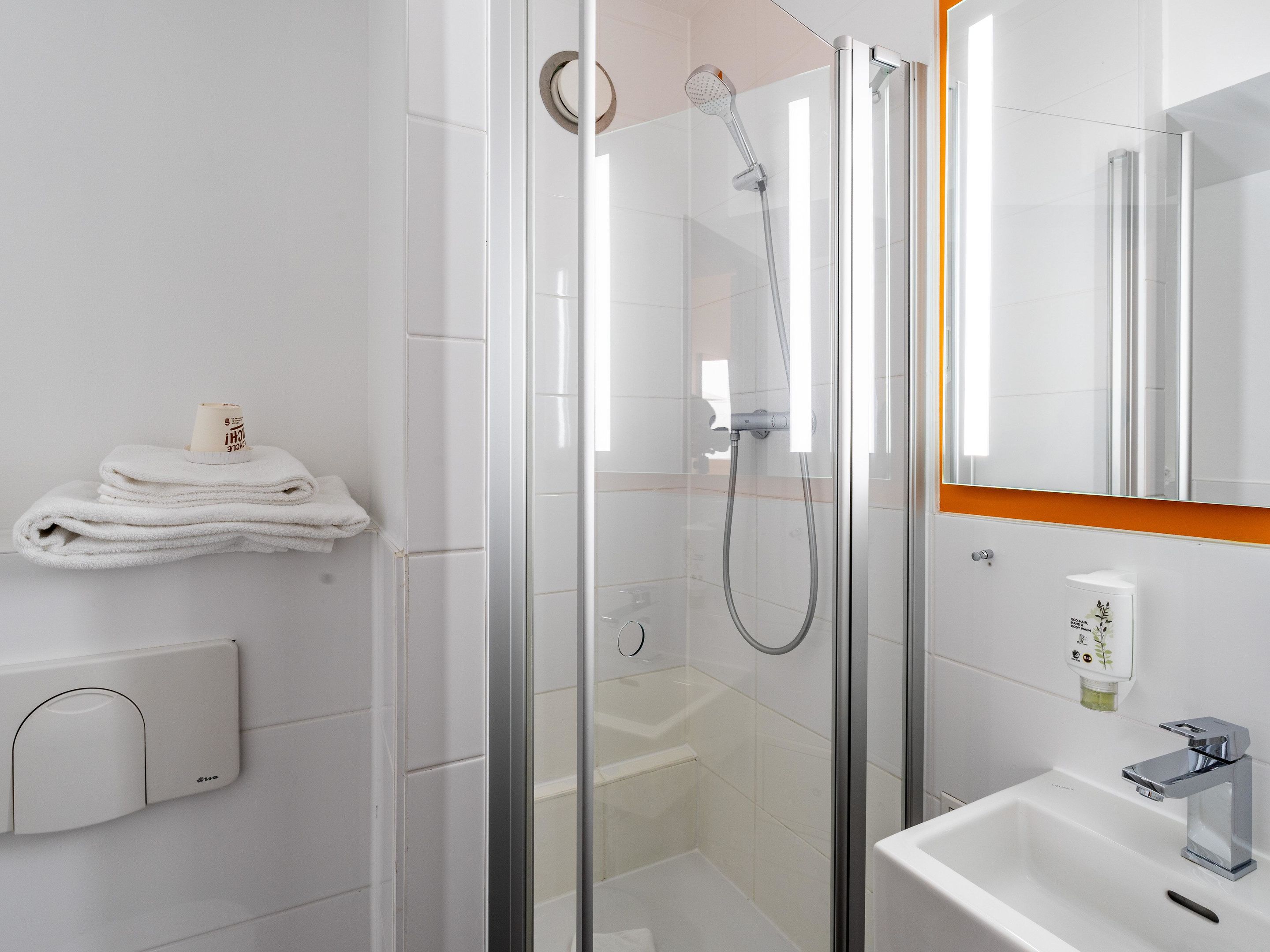 Kundenbild groß 25 B&B HOTEL Hannover-Nord