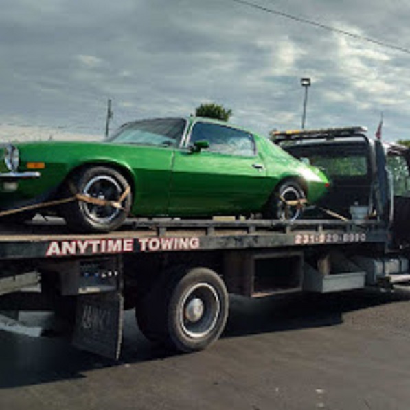 Call now for a reliable towing service anytime!