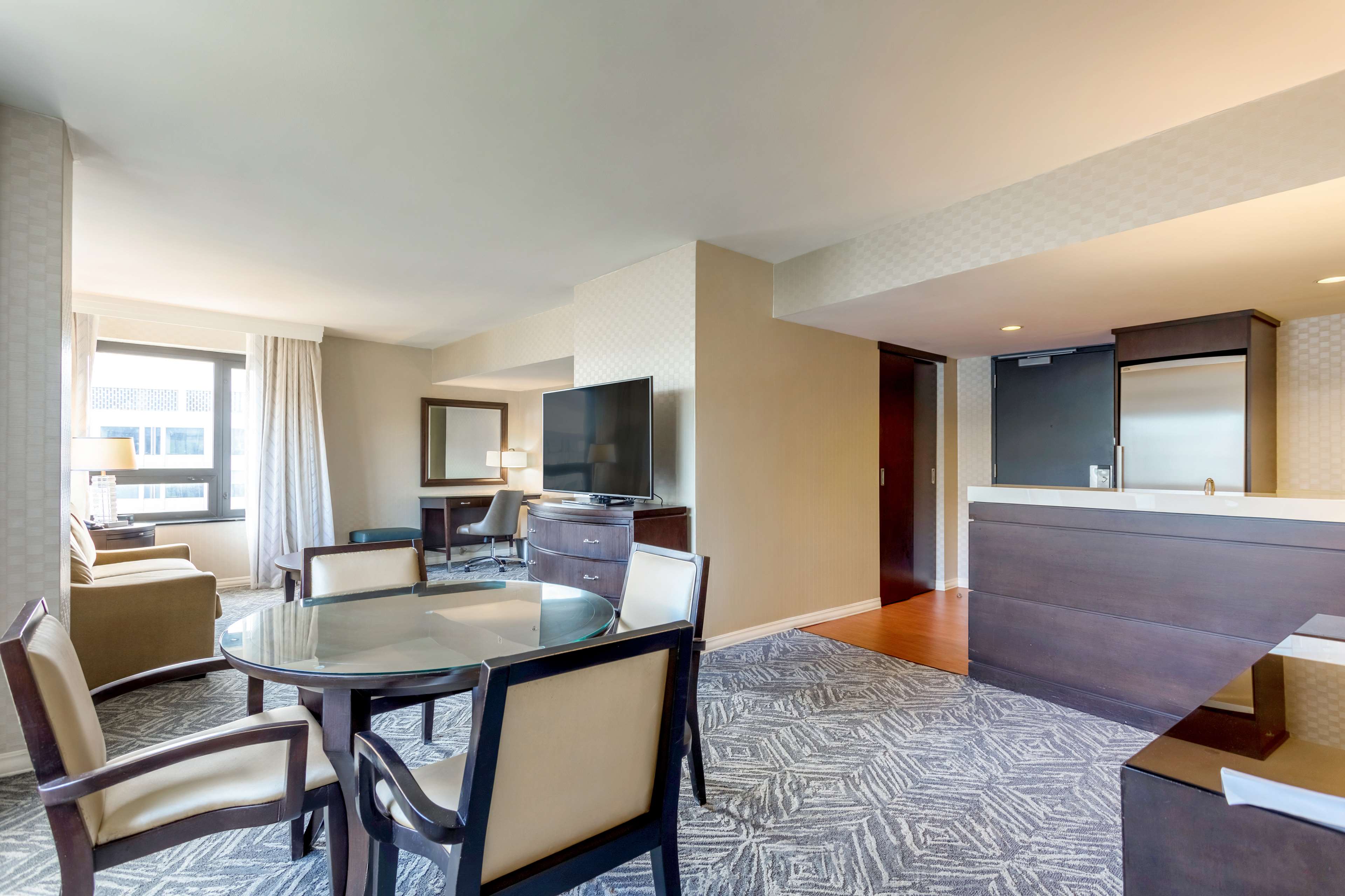 Guest room