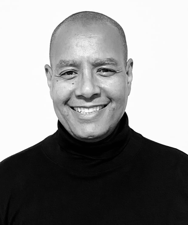 Images Tavis Navarro: Allstate Insurance