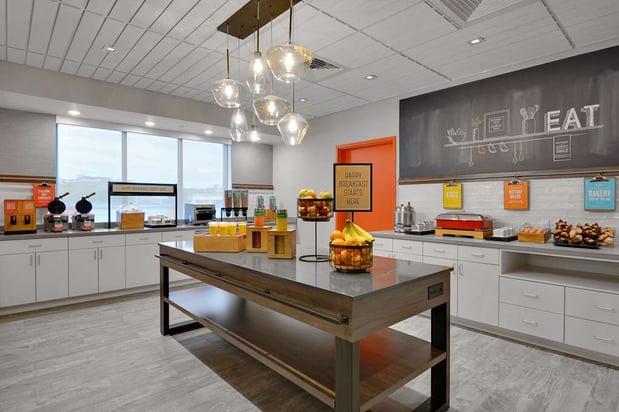 Images Hampton Inn Salem Boston