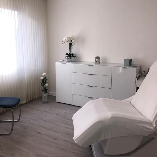 Ästhetik Köln, Ärztin Hilde Henatsch, Olpener Straße 801 in Köln