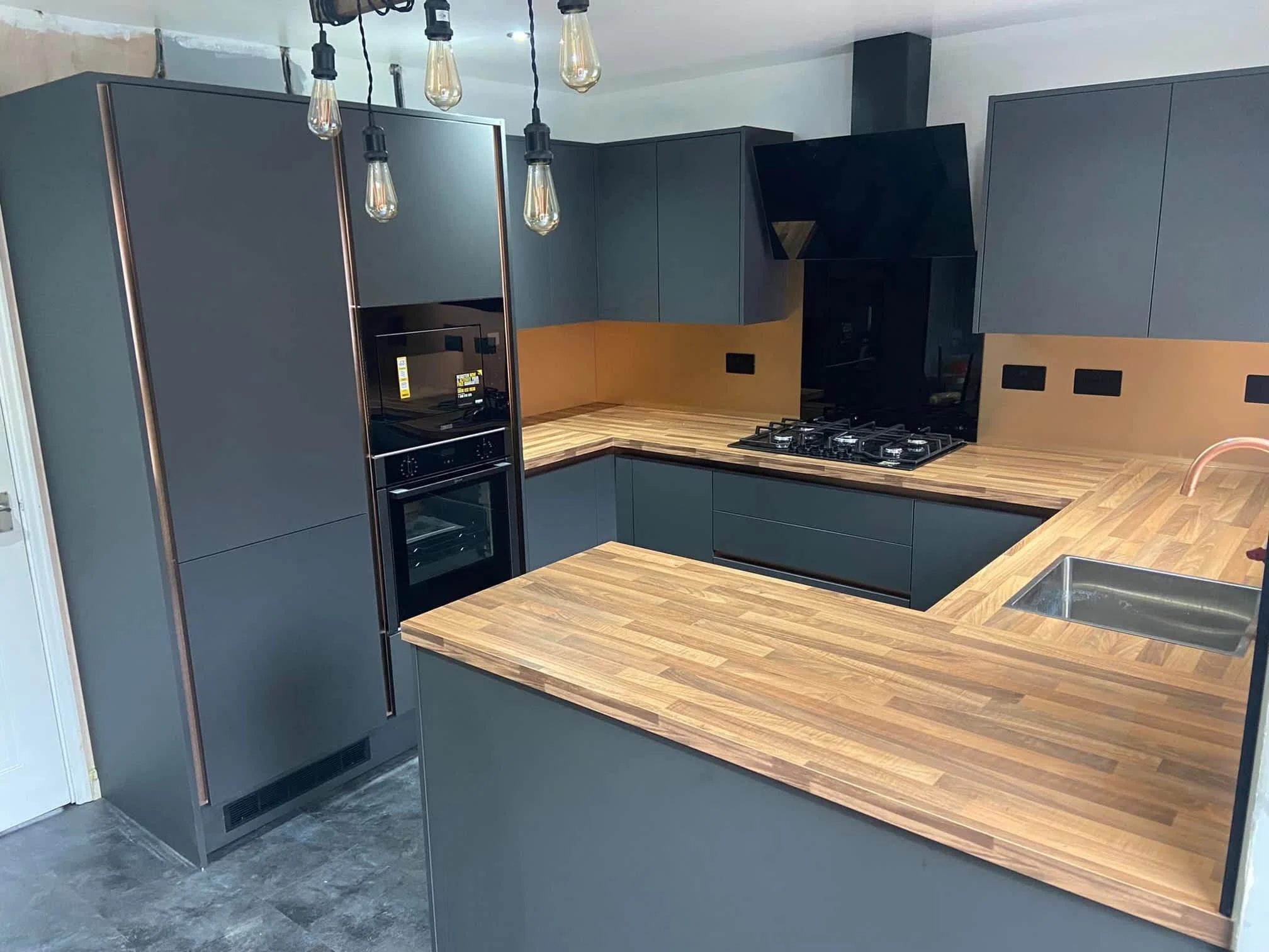 Images Rhino Kitchens & Bathrooms