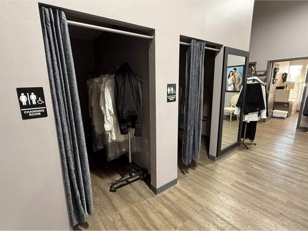 Images D'Luxe Tux