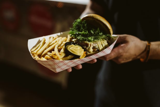 Images Aioli Gourmet Burgers - 32nd & Shea