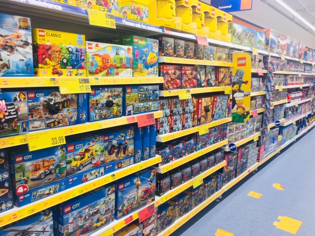 B&M's brand new store in Brislington stocks a huge selection of the latest toys and games for boys and girls of all ages, from action figures and dolls to board games and role play toys!