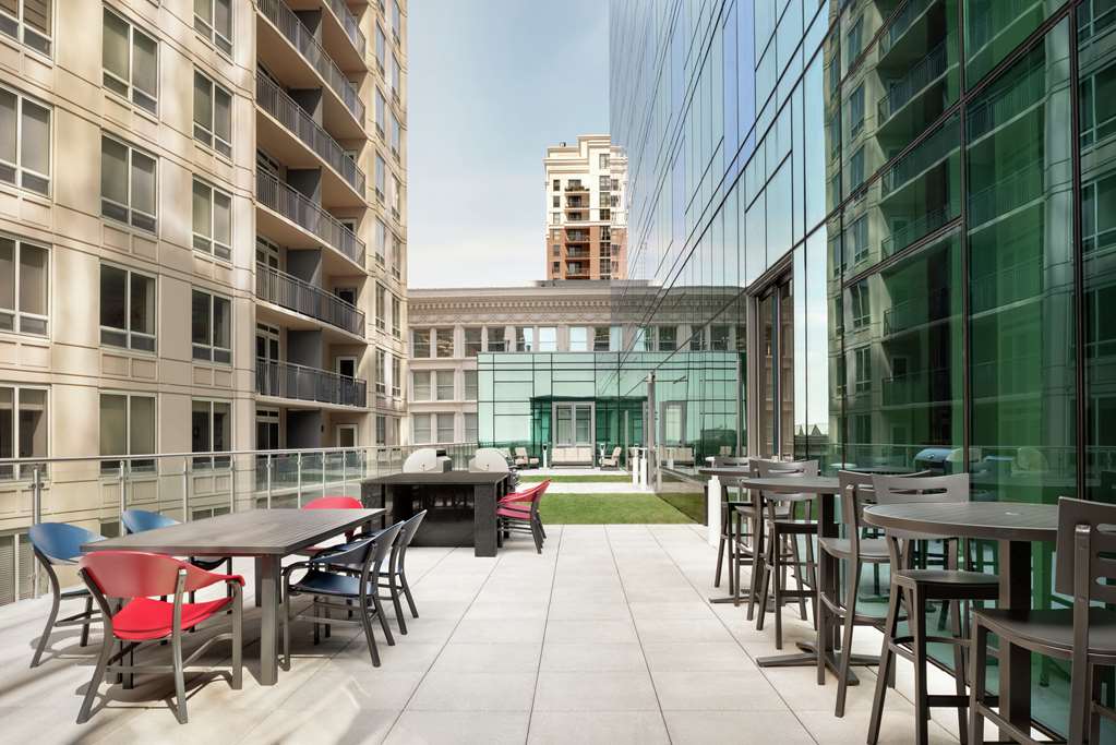 Hilton Garden Inn Chicago Downtown South Loop