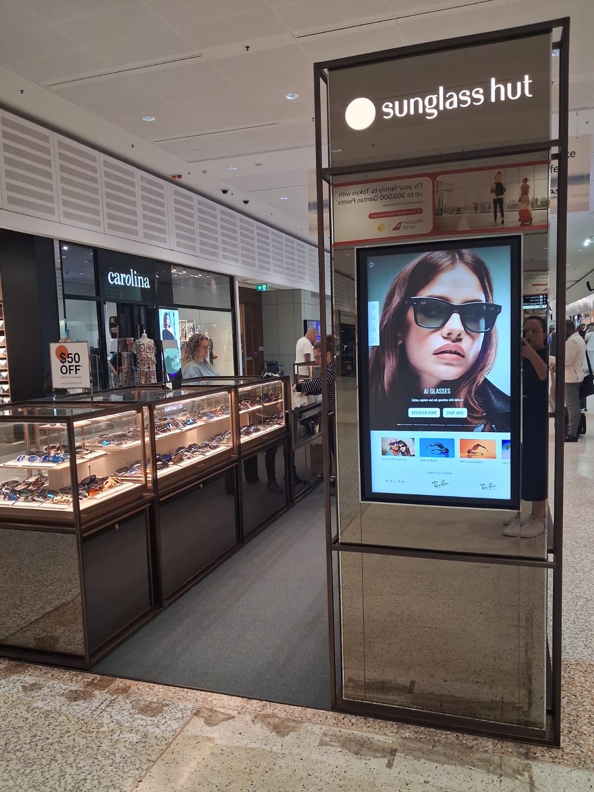 Images Sunglass Hut Sydney Qantas Domestic Terminal