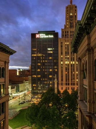 Images Hilton Garden Inn Buffalo Downtown