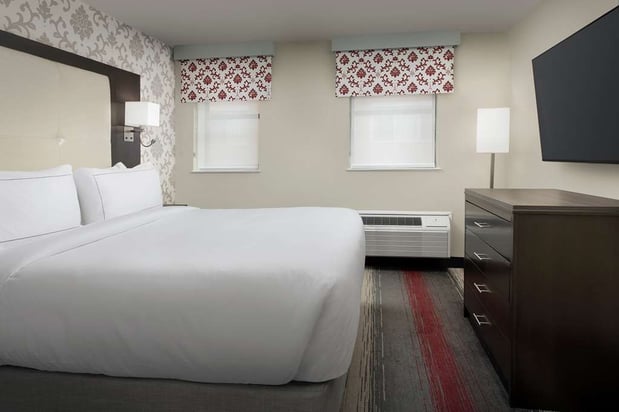 Images West End Washington DC, Tapestry Collection by Hilton