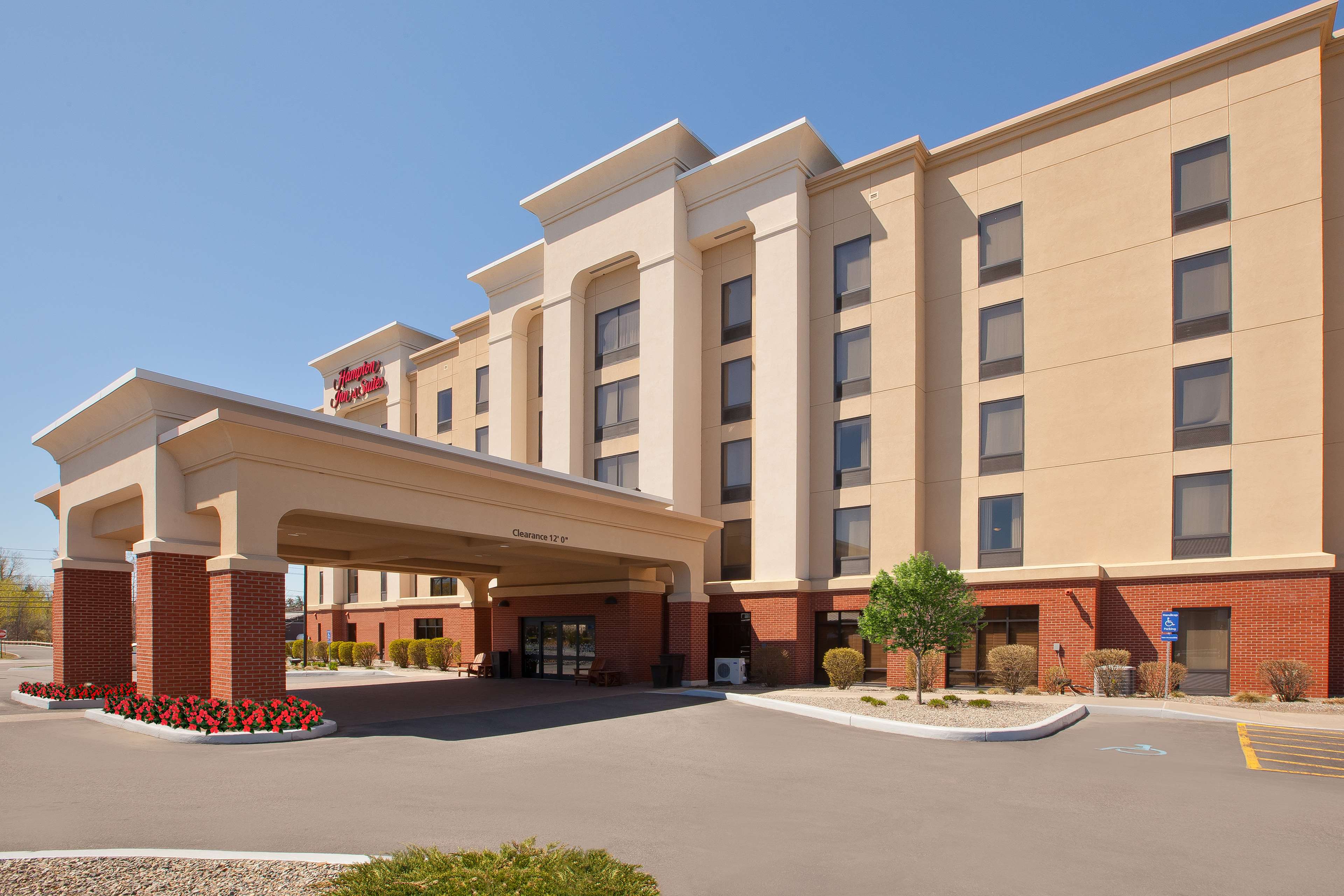 Hampton Inn & Suites Plattsburgh