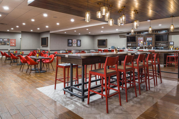 Images Holiday Inn Auburn-Finger Lakes Region by IHG