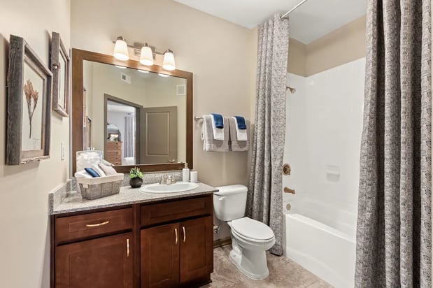 Images The Ridge at Chenal Valley Apartments
