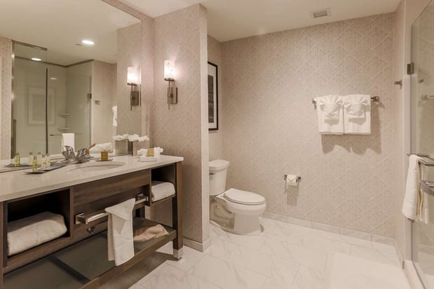 Images DoubleTree by Hilton Evansville