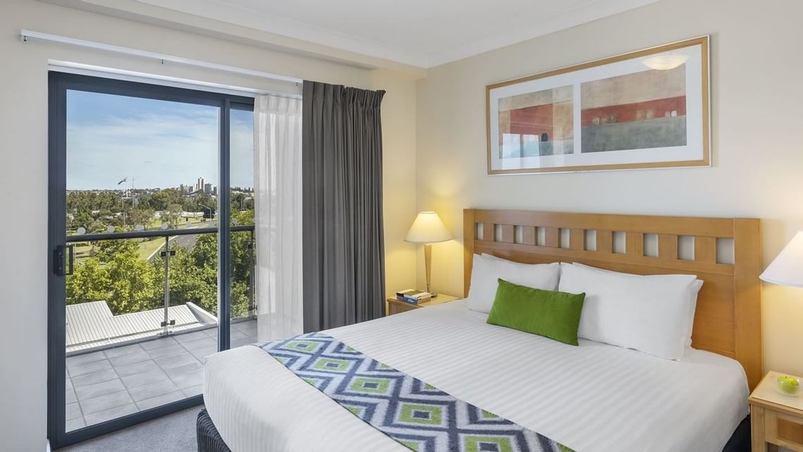 3 bedroom apartment at Nesuto Mounts Bay Hotel Nesuto Mounts Bay Apartment Hotel Perth (08) 9213 5333