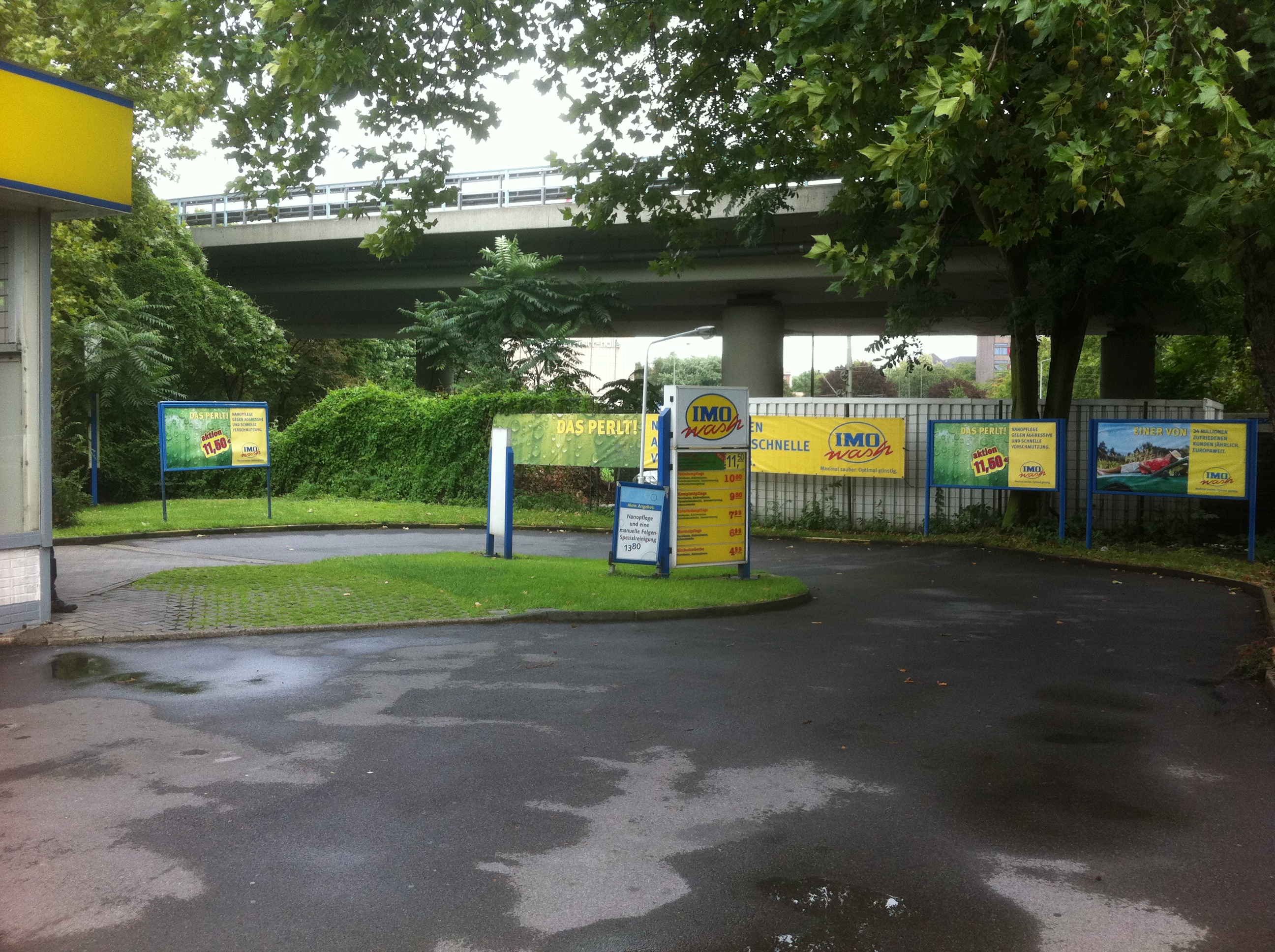 IMO Car Wash, Buschstr. 104 in Duisburg