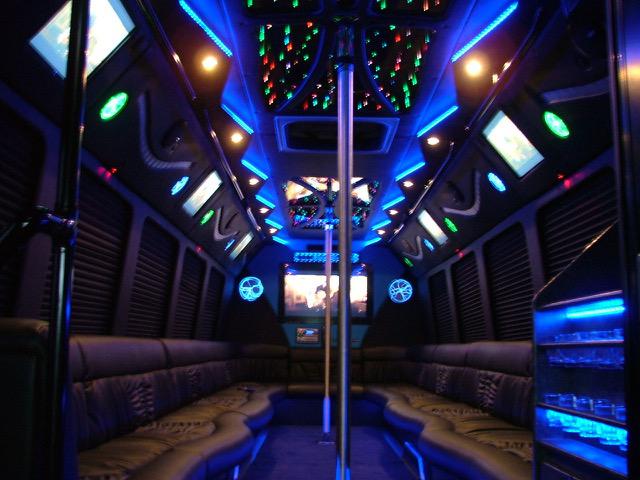 Image 6 | Platinum Coach Limousine, Inc