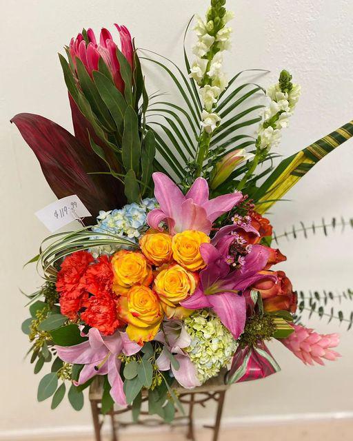Images Rainbow Florist Designers