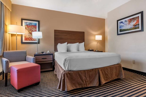 Images Best Western Town House Lodge