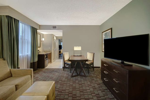 Images Embassy Suites by Hilton Jacksonville Baymeadows