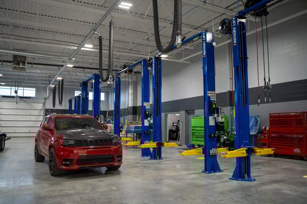 Images Russ Darrow Chrysler Dodge Jeep Ram of West Bend