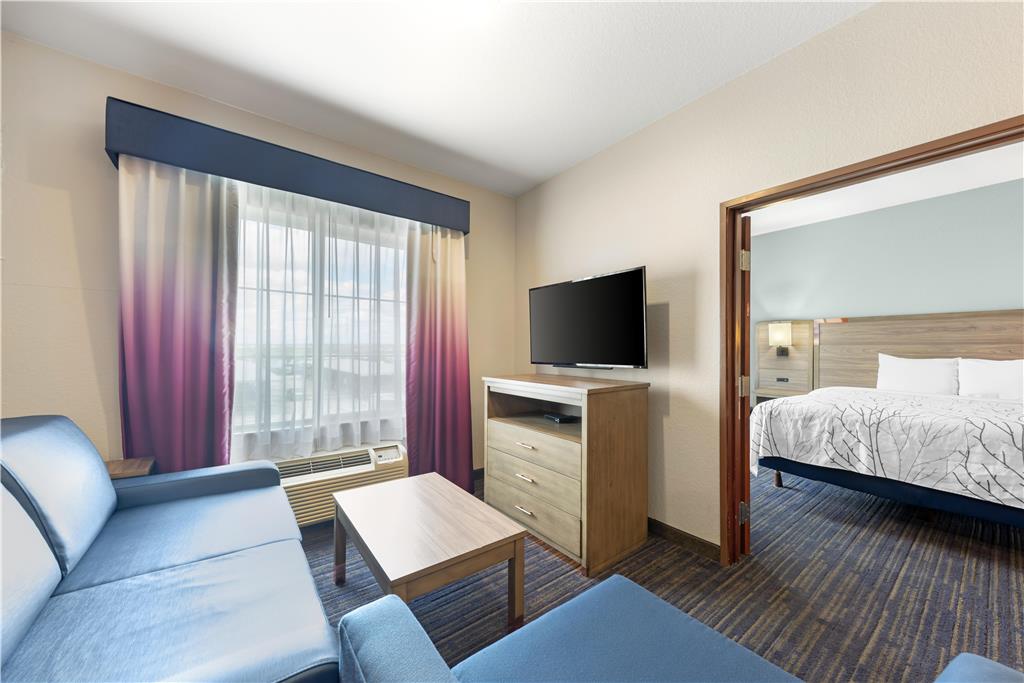 ADA King Suite