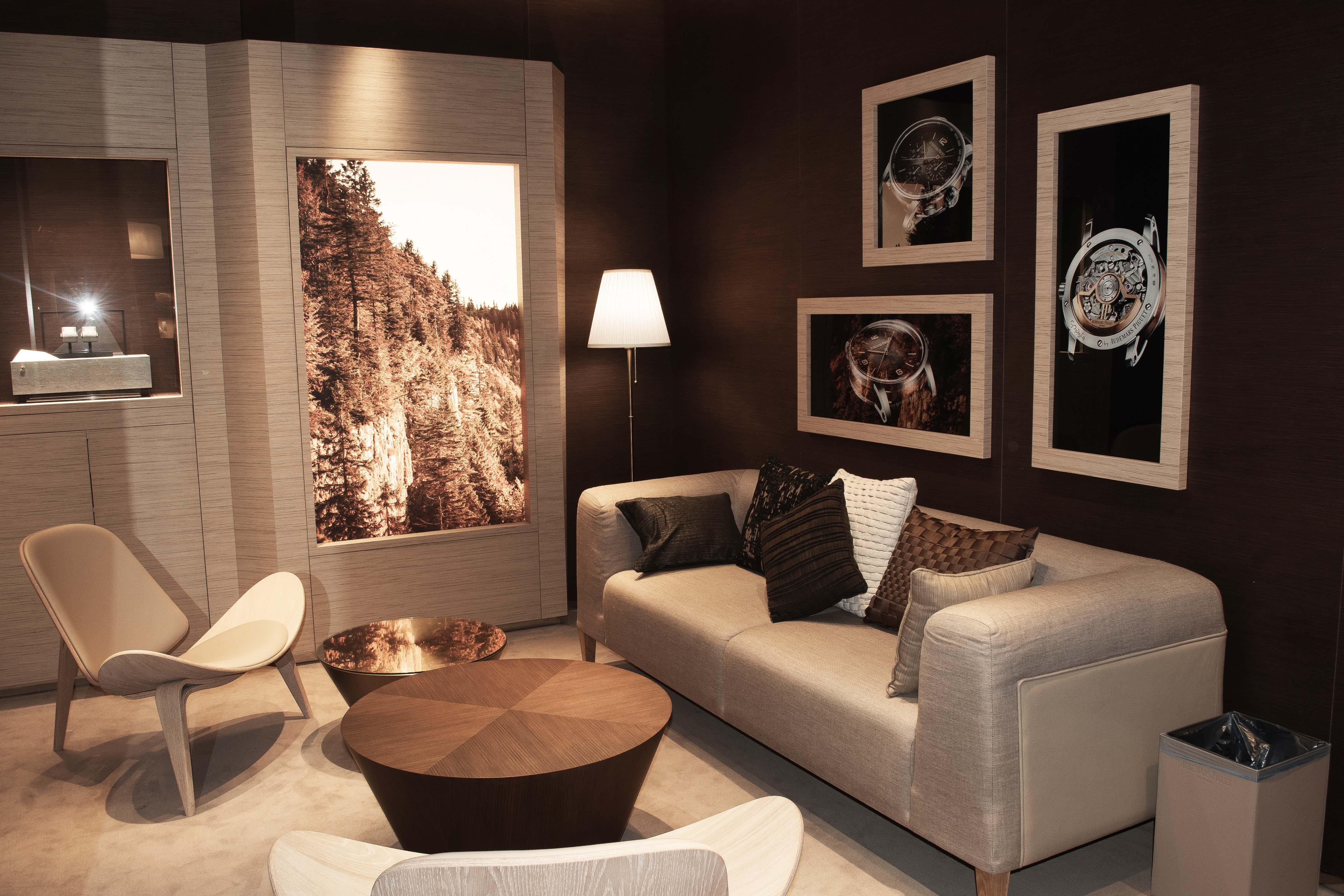 Audemars Piguet Boutique Riyadh by Platinum Sands Clocks And