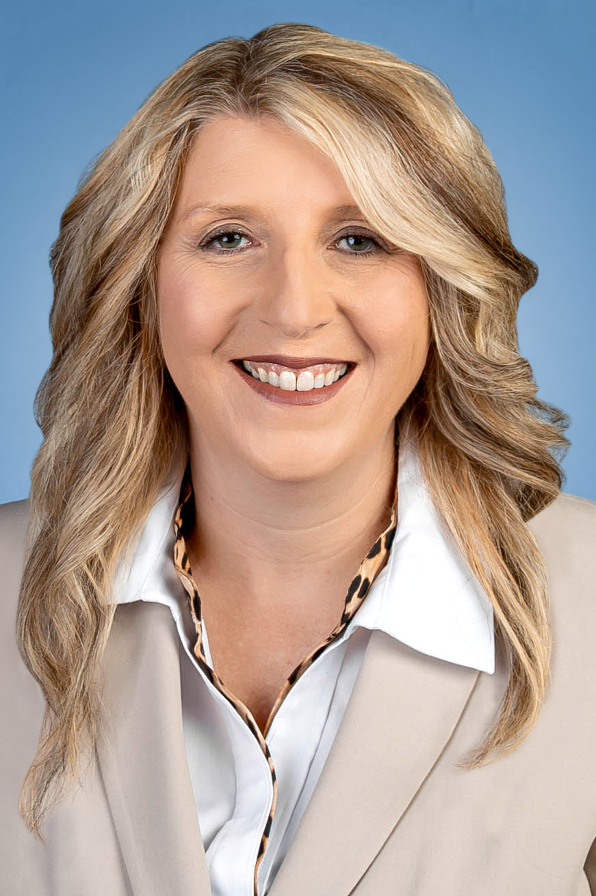 Christa Taylor, Agent
