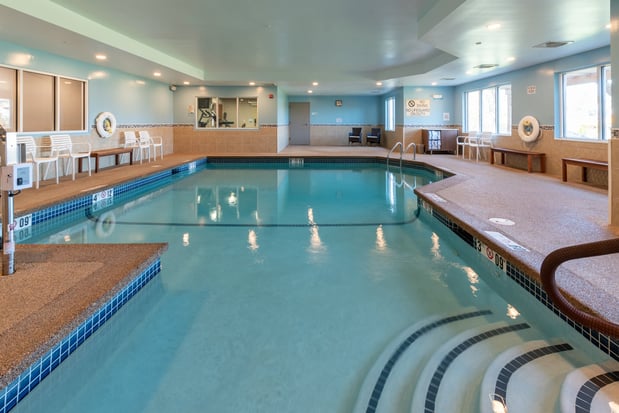 Images Holiday Inn Express & Suites Hampton South-Seabrook by IHG