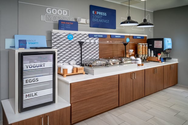 Images Holiday Inn Express & Suites Charleston NW - Cross Lanes by IHG