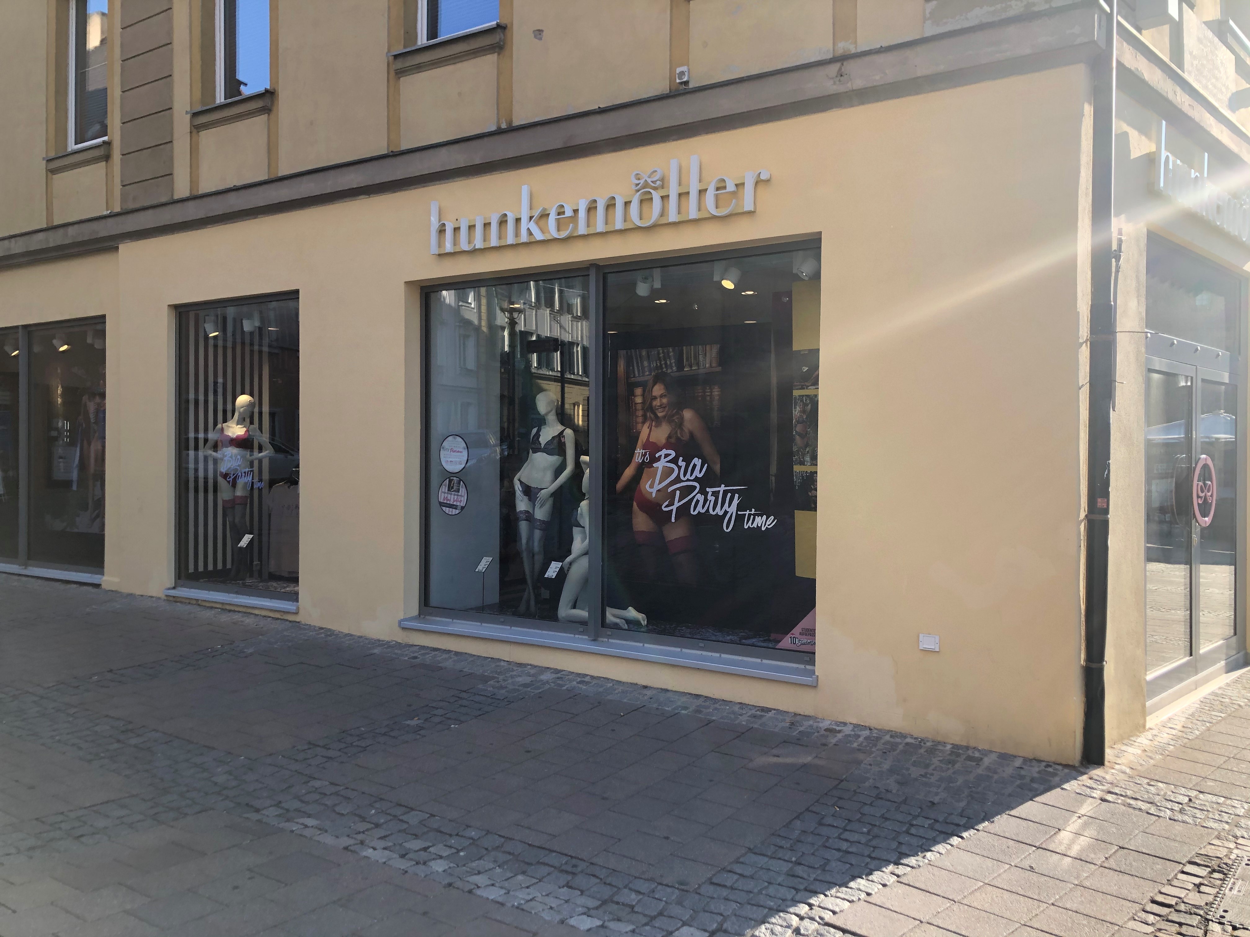 Hunkemöller, Martin Luther Platz 12-14 in Ansbach