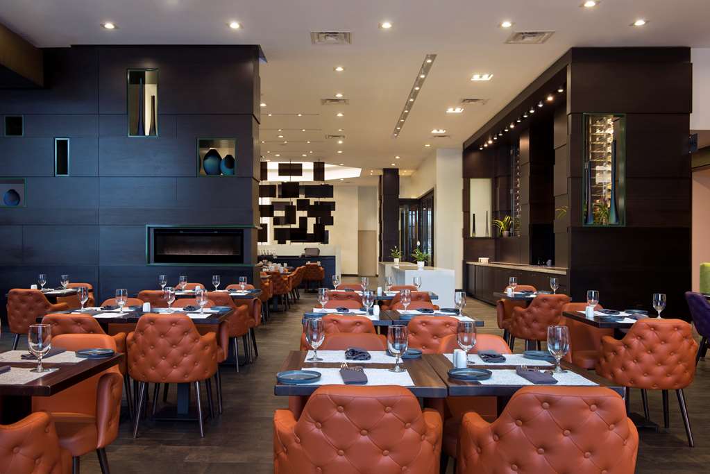 Hilton Toronto/Markham Suites Conference Centre & Spa à Markham: Restaurant