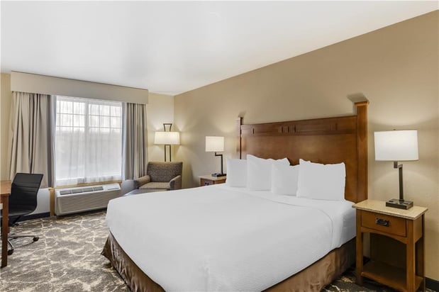 Images Best Western Plus Riverfront Hotel and Suites