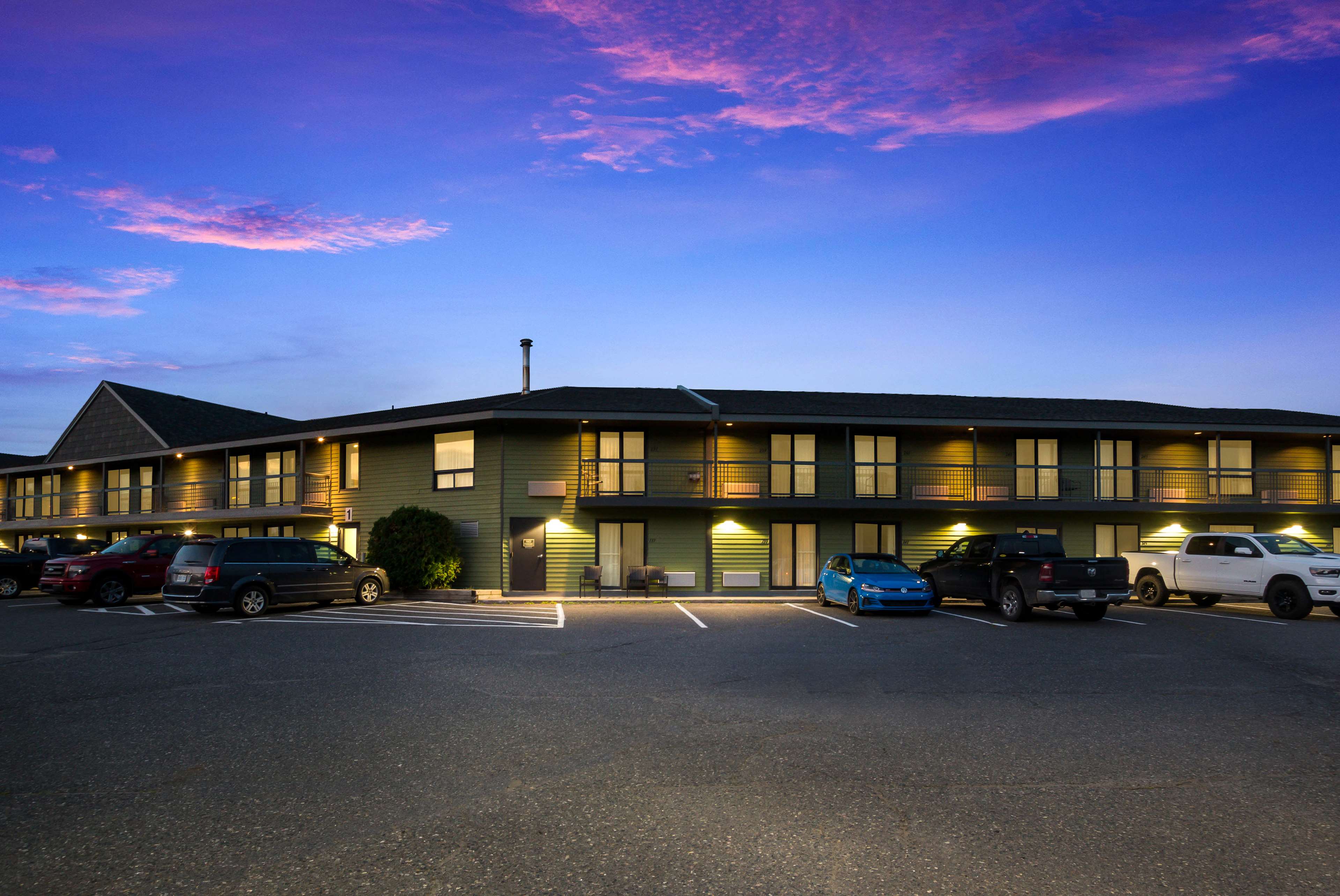 Exterior Best Western Plus Norwester Hotel & Conference Centre Thunder Bay (807)473-9123
