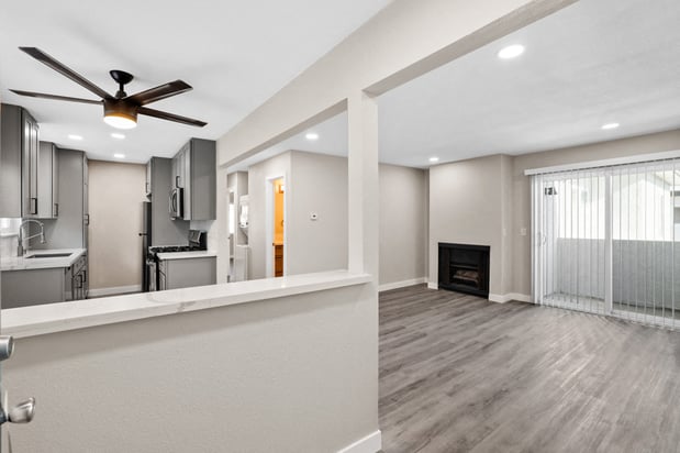 Images 316 Beach Apartments